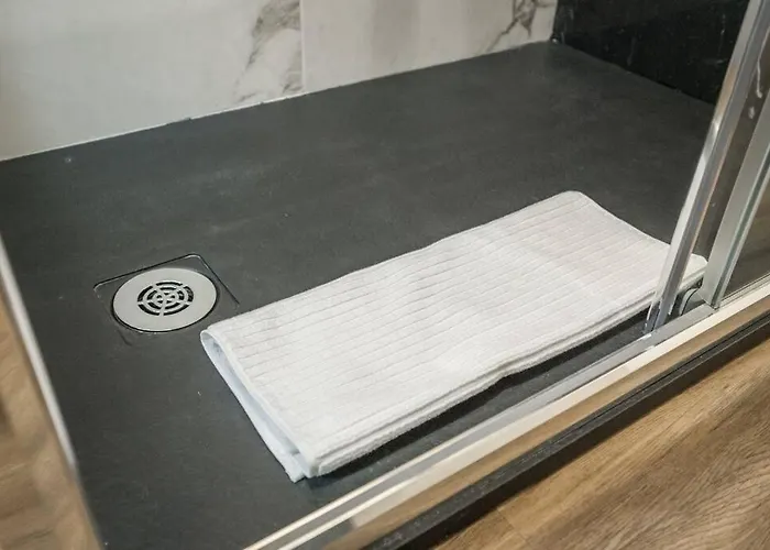 Apartamento Cucchiari 3b Módena